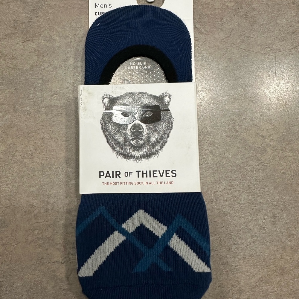 7 packs of Pair of Thieves no shows NWT